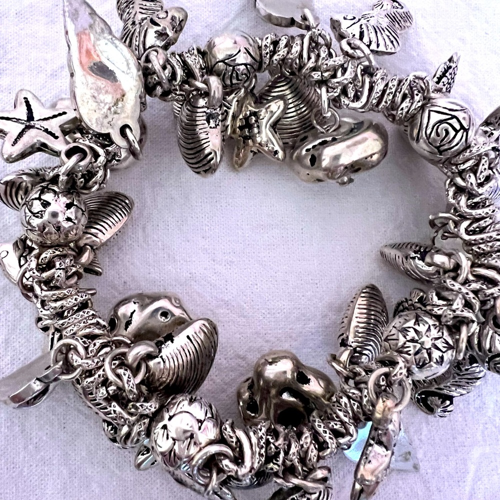 Silver stretch seaside charm bracelet